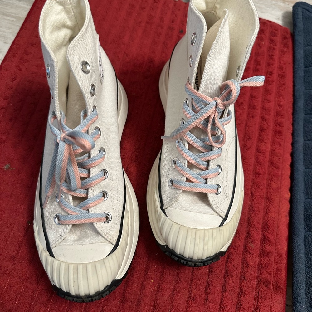 Converse High-Top Sneakers in White and Pink